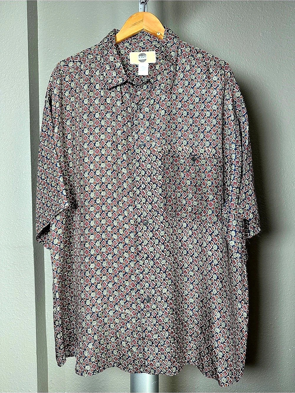 Vintage 100% SILK Uomo by Nak Mens Geometric Button Down Shirt Size XL